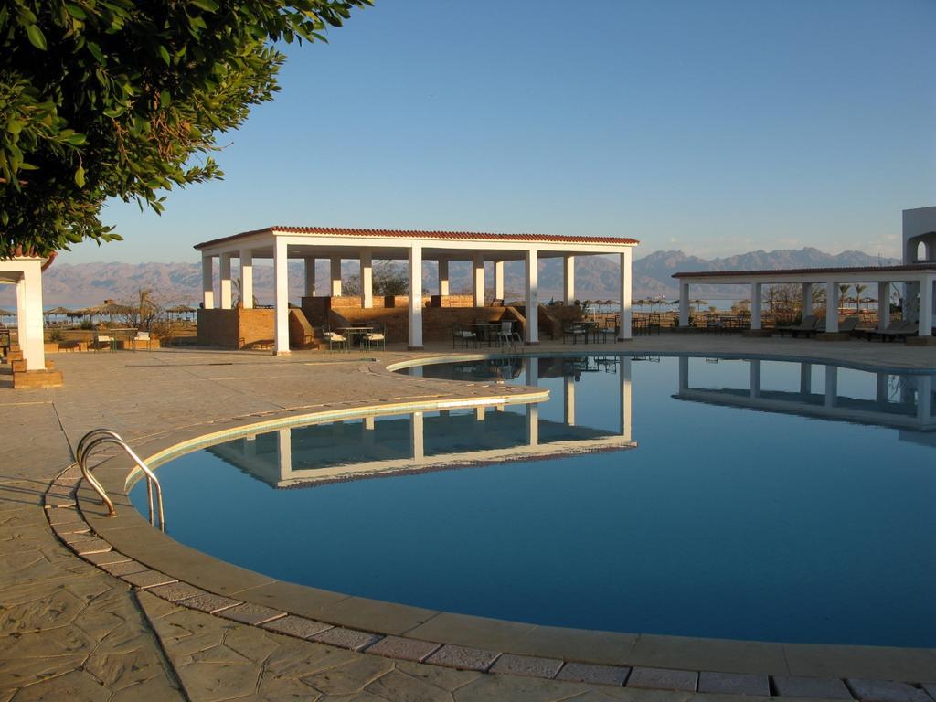 Swisscare Nuweiba Resort Hotel Exterior foto