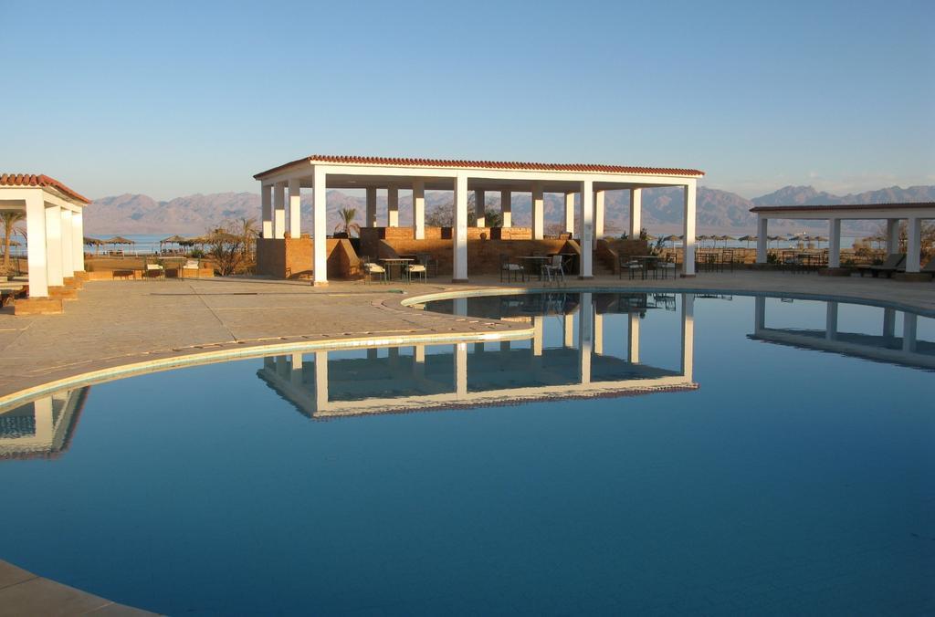 Swisscare Nuweiba Resort Hotel Exterior foto