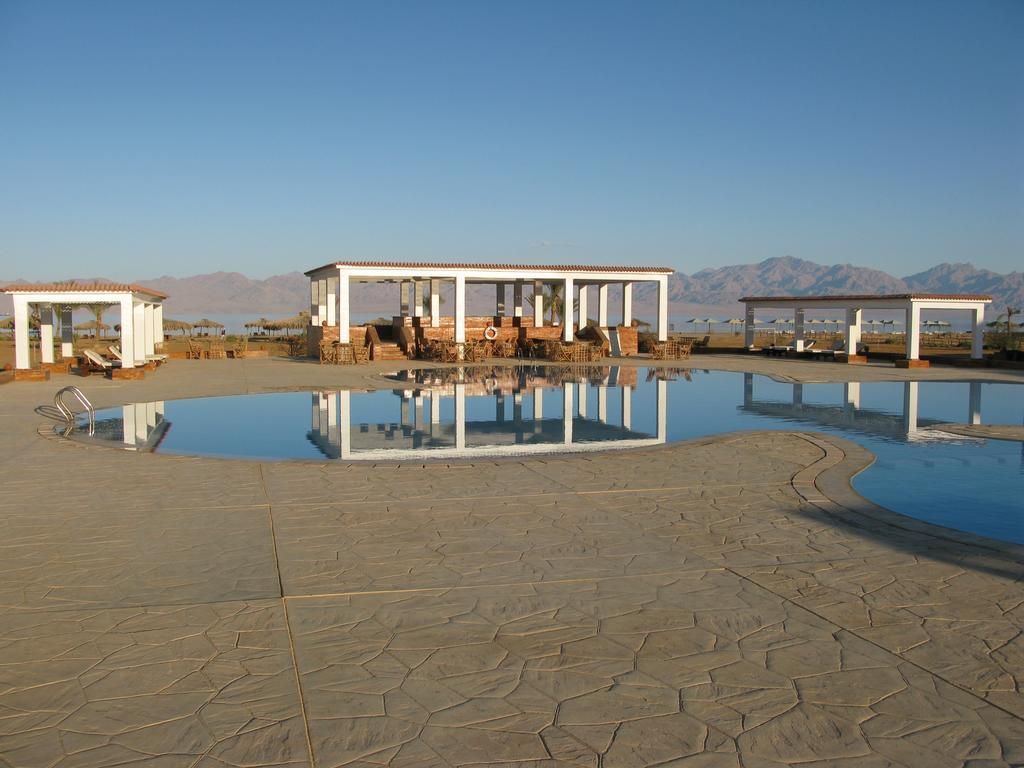 Swisscare Nuweiba Resort Hotel Exterior foto