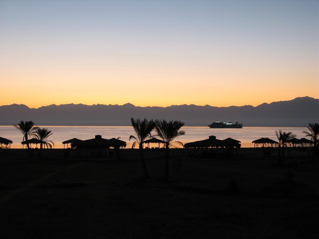Swisscare Nuweiba Resort Hotel Exterior foto